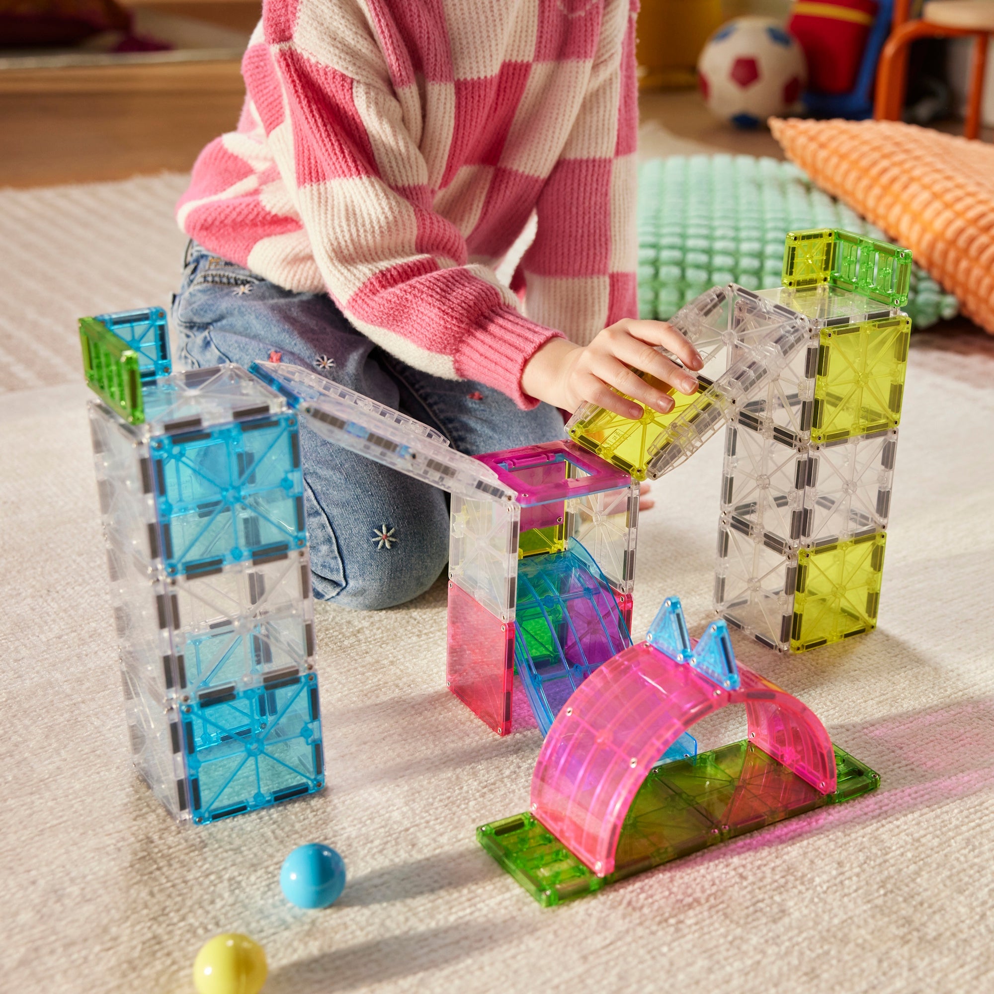 The Original MAGNA-TILES® Rail Racers Max 80-Piece Toy - Image 5