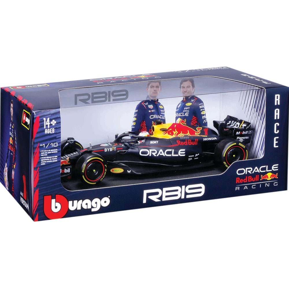 Maisto Diecast Maisto 1:18 Red Bull Racing w/Helmet (Verstappen) Scale