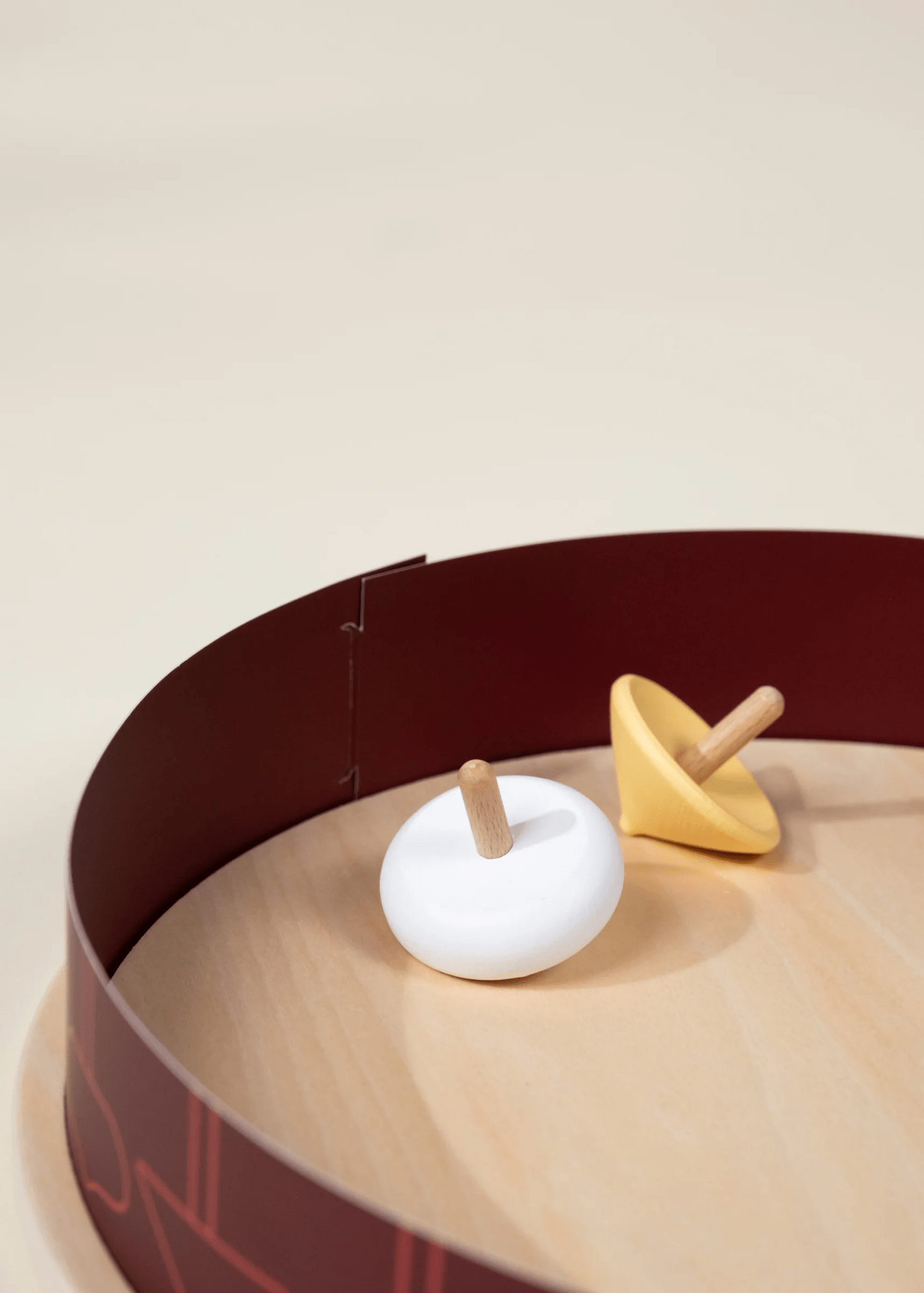 Coco Village Set of 4 Wooden Spinning Tops with Arena Toy - Image 3