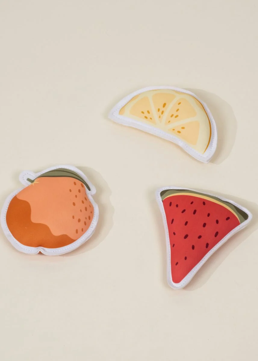 Coco Village Set of 3 Neoprene Diving Figures – Summer Fruits Toy - Image 4